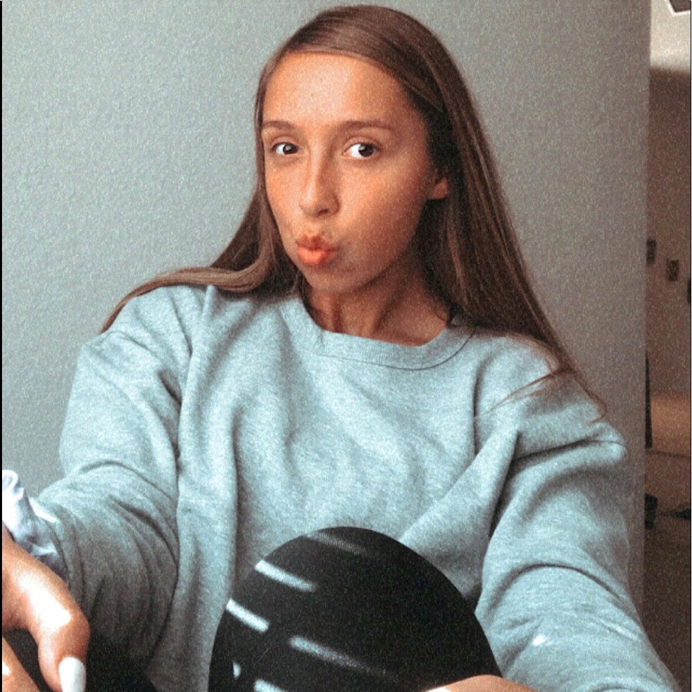 Meet your Posher, Teja